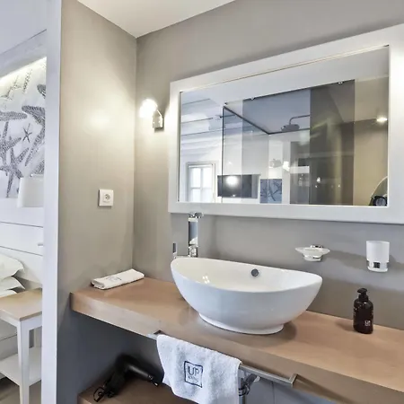 Comfy 4* 린도스